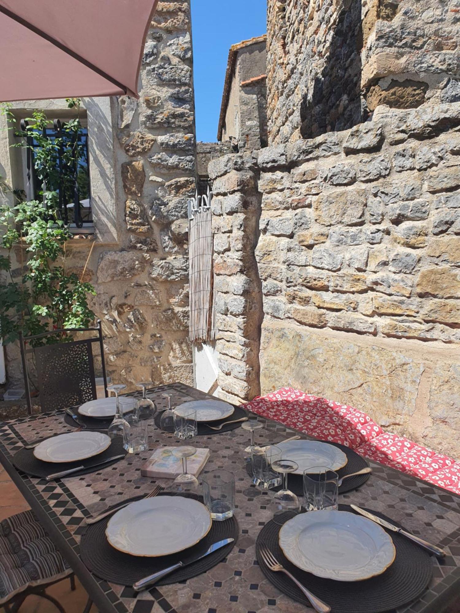 La Barbacane De Cascastel-Des-Corbieres Cascastel-des-Corbières Exterior foto